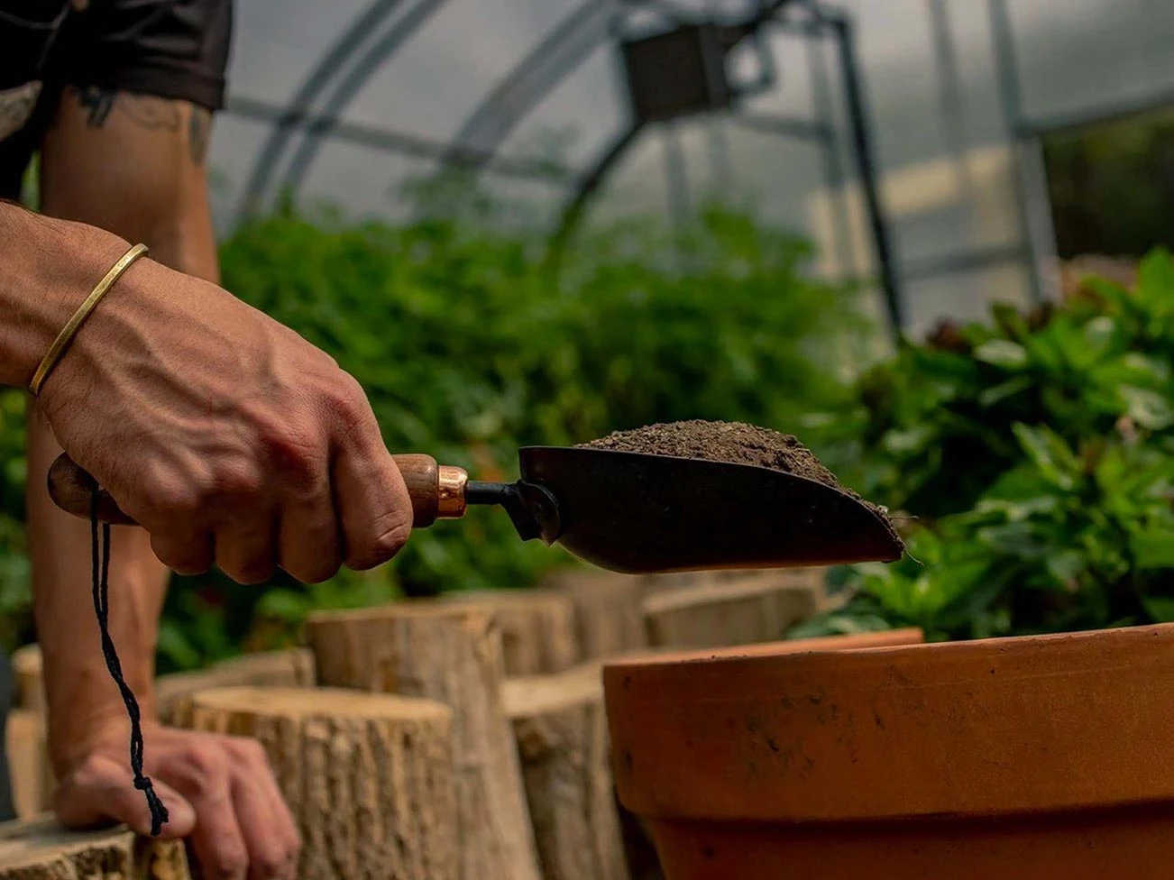 Barebones Soil Scoop - Image 2