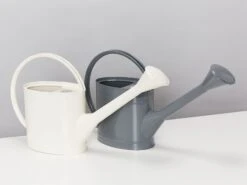 Outdoor Waterfall Watering Can 5L