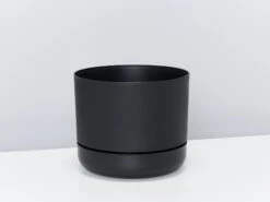 Black Self-Watering Pots 170mm - Recycled Plastic